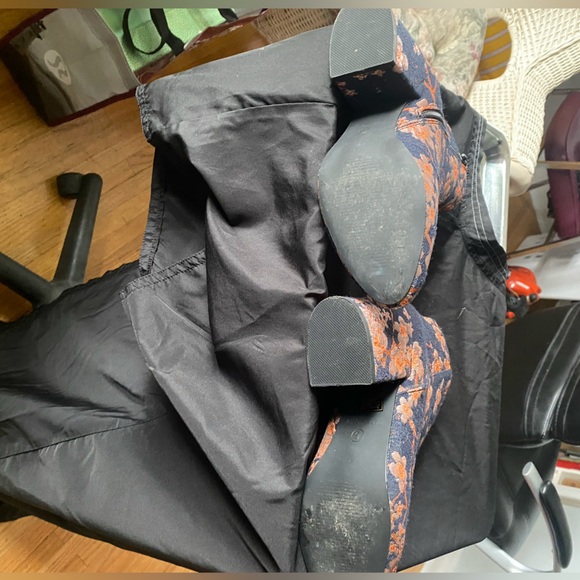 Floral Fabric boots size 6 by Red Star . - Picture 9 of 10